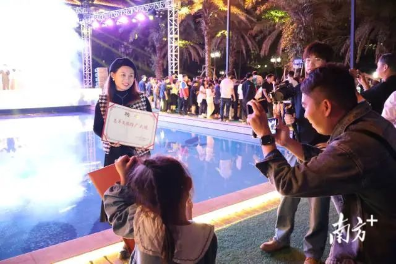 网红博主成为全球最大的博彩平台文旅宣传达人。 图片