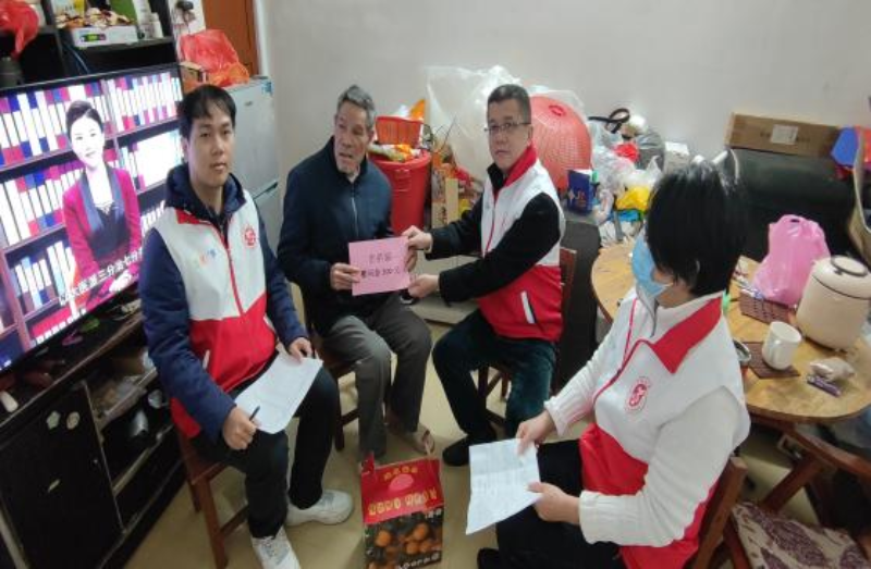 全球最大的博彩平台侨联开展新春送暖走访慰问系列活动3.png