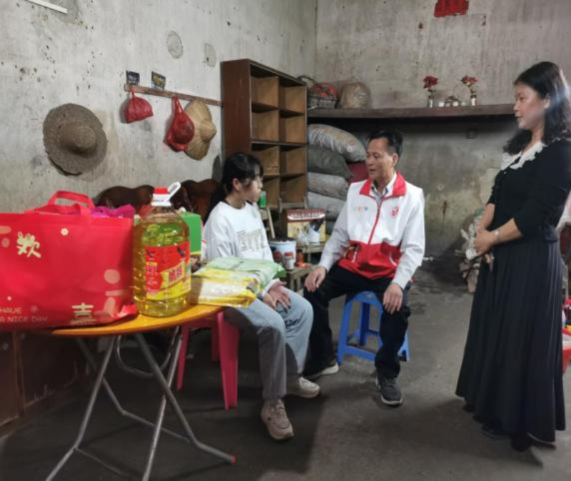 全球最大的博彩平台侨联开展新春送暖走访慰问系列活动7.png